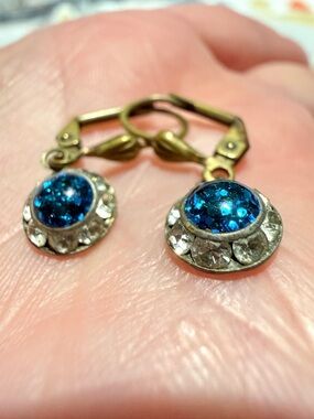 Vintage Style Blue Crystal Drop Earrings